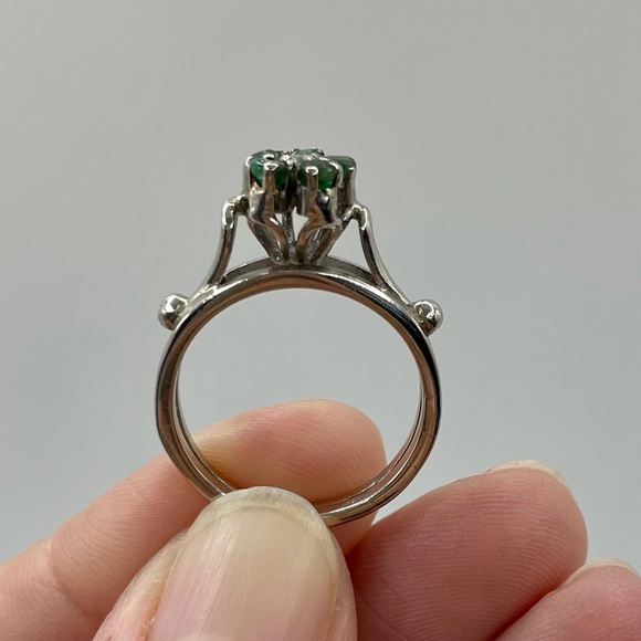 Vintage/Antique High Prong Diamond and Green Flower Solid 10k White Gold Ring - Picture 8 of 16